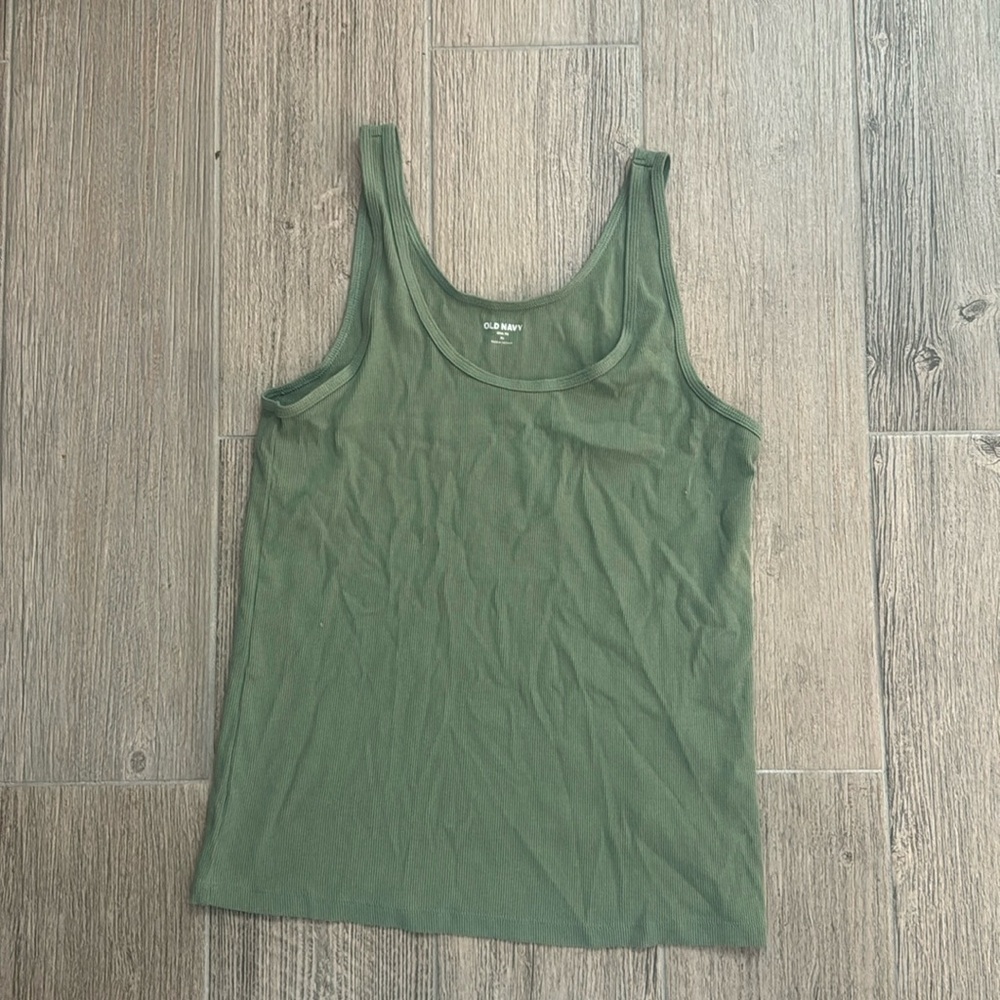super cute and comfy size XL sage green tank top from Old Navy